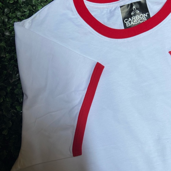 💜Carbon Basics Levi’s Tops. Size - M - Picture 3 of 9